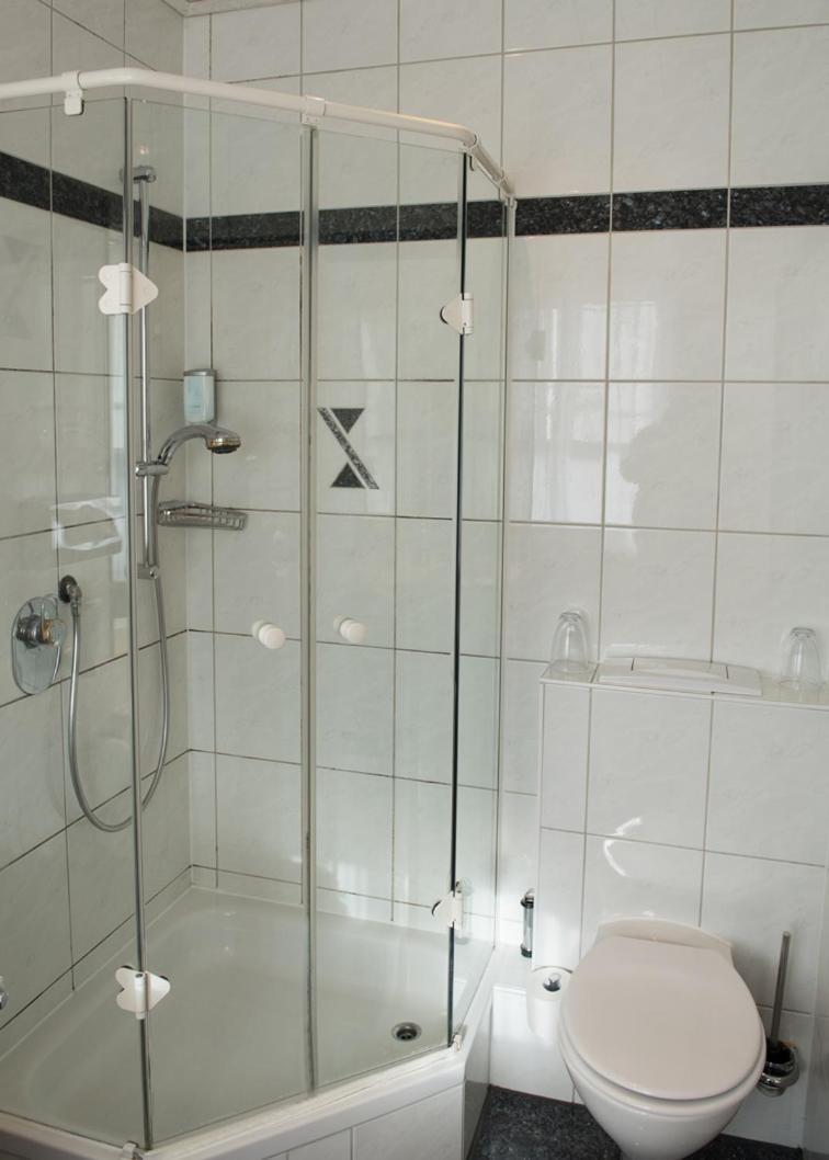Hotel Und Gasthof Soller Ismaning Ngoại thất bức ảnh